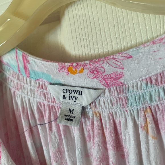 Crown and Ivy flamingo top - Picture 4 of 5